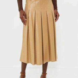 Veronica Beard Herson Pleated Vegan Leather Midi Skirt – Khaki